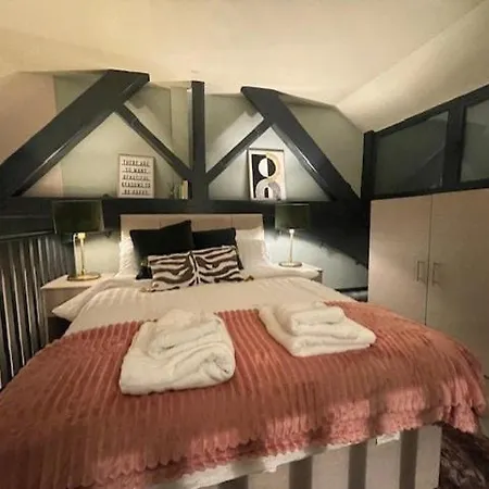 Urban Luxe Loft Hideaway * 利兹