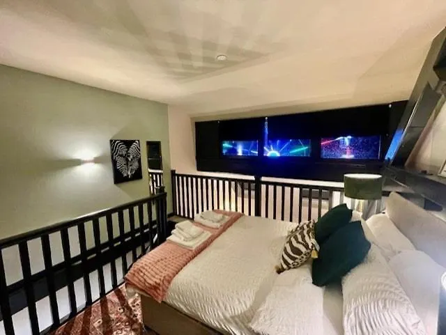 Urban Luxe Loft Hideaway Appartement *