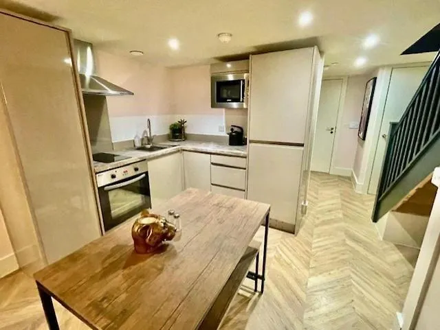 Urban Luxe Loft Hideaway * Leeds (West Yorkshire)